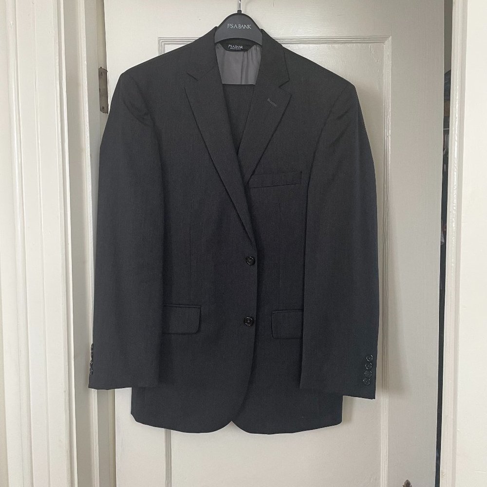 Jos. A. Bank - Men's Signature Tailored Suit - Gray 40R, 34x30 pants